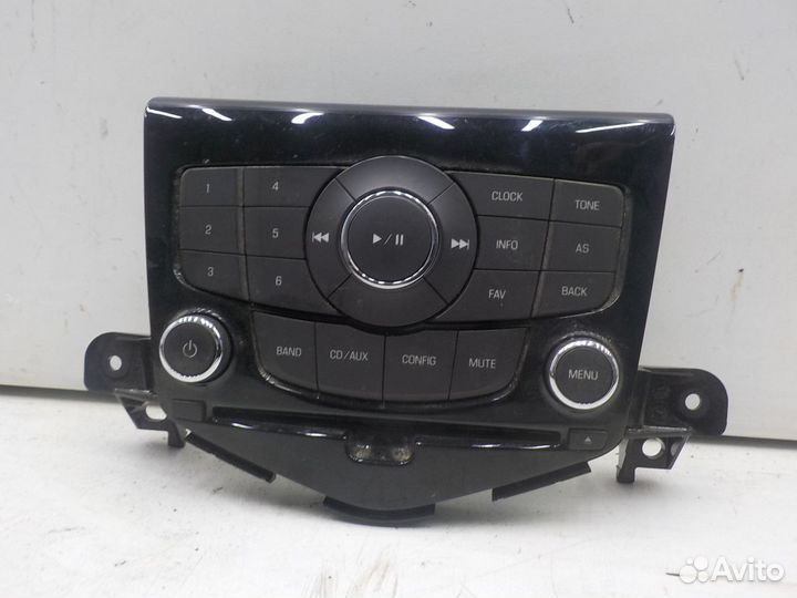 Магнитола на Chevrolet Cruze