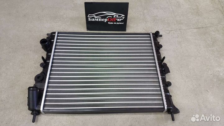 Радиатор основной Renault Logan 2005-2008 8 кл