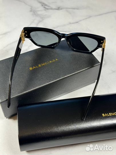 Очки Balenciaga (Баленсиага) Релиз 2024