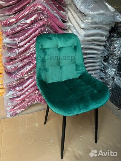 Стулья велюр новые