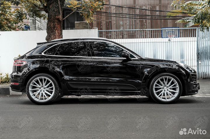 Кованые диски Porsche Macan R21