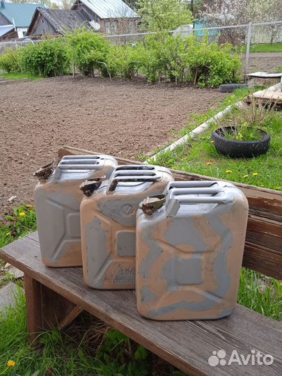 Канистра 20 литров для бензина