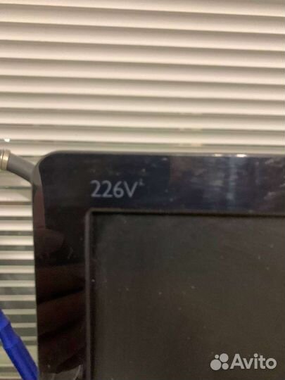 Монитор Philips 226v