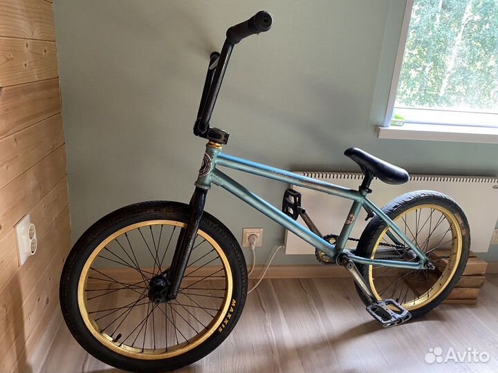 Трюковой велосипед bmx