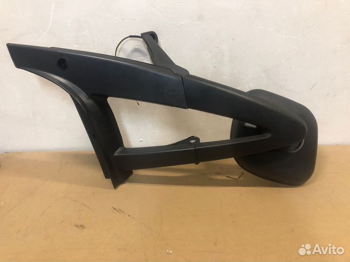 Зеркало (переднее с подогревом)(с кронштейном)