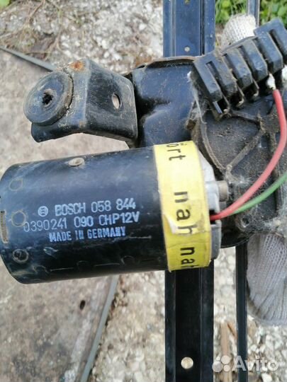 Трапеция дворников ауди 100 с3