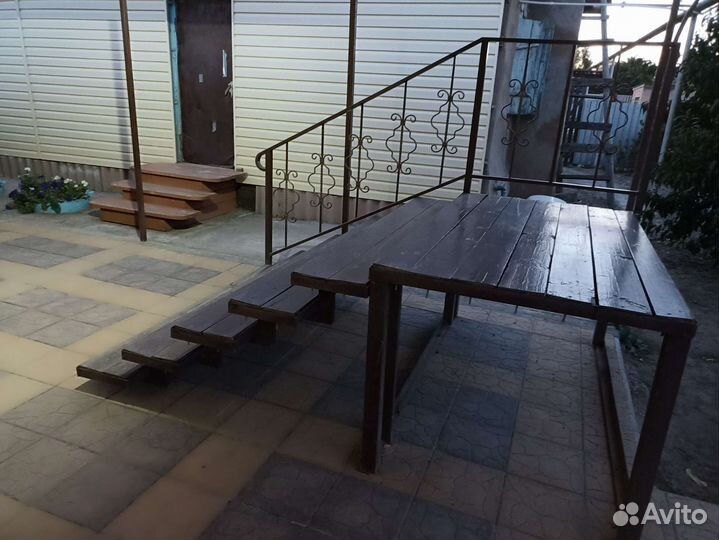 Металлическая лестница