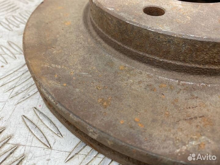 Б/У тормозной диск передний Hyundai Elantra XD