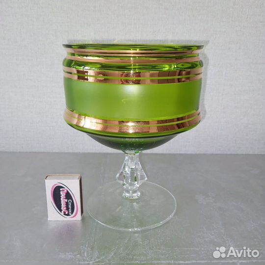 Ваза чешское цветное стекло