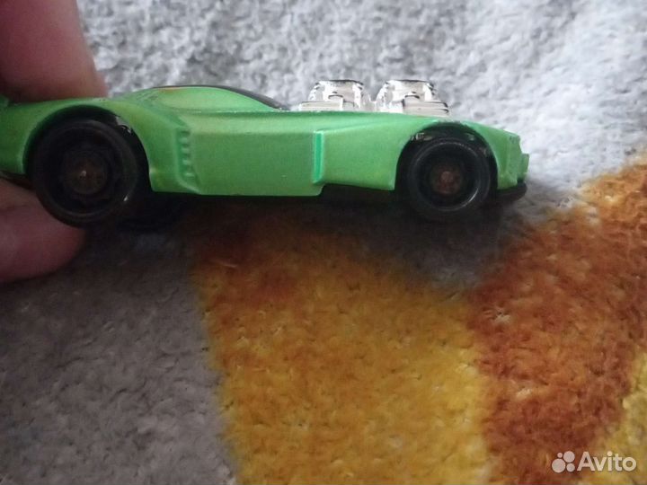 Hot wheels машинка