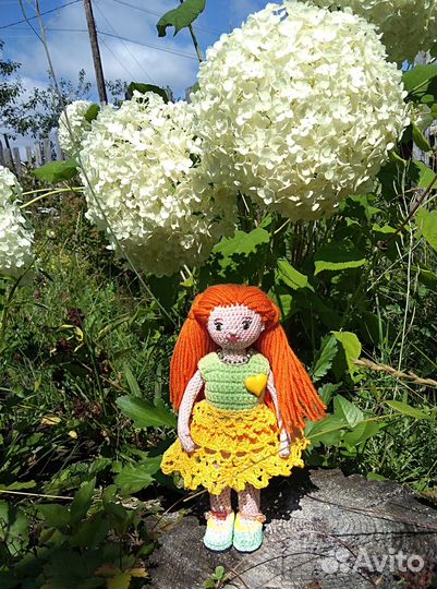 Кукла вязаная 