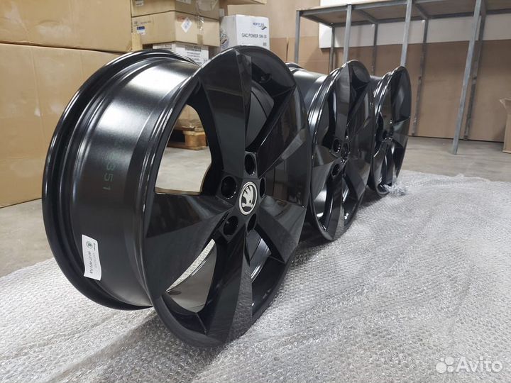 Диск колеса R17 Skoda Kodiaq Nanuq Новый оригинал