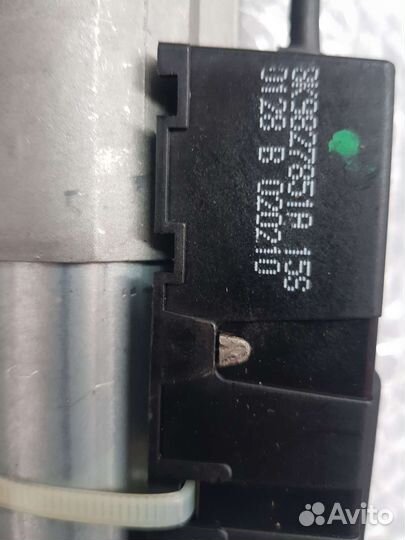 Audi a4 b8 замок богажника электрической