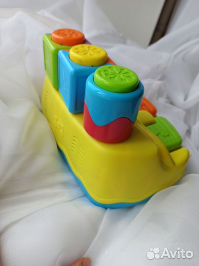 Развивающие игрушки пианино Fisher price лабиринт