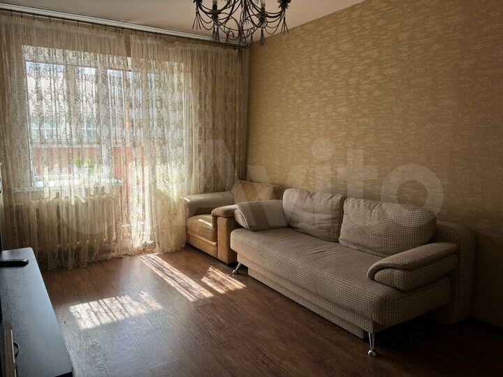 1-к. квартира, 42 м², 3/9 эт.