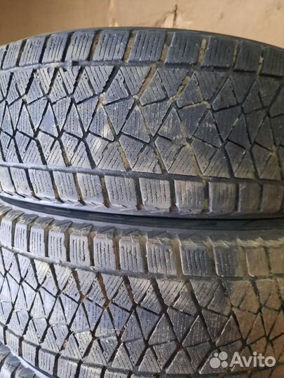 Bridgestone Blizzak DM-V2 215/65 R16 98S