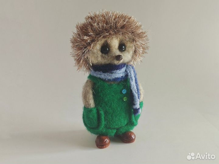 Ёжик. Игрушка из шерсти