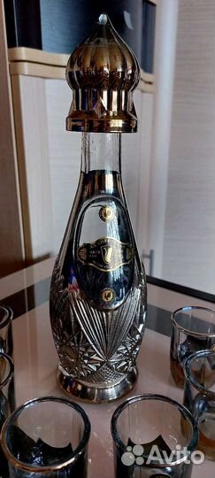 Бокалы, креманки для вина и десертов