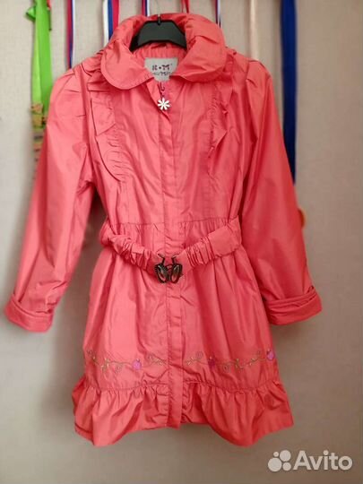 Пальто,плащ для девочки
