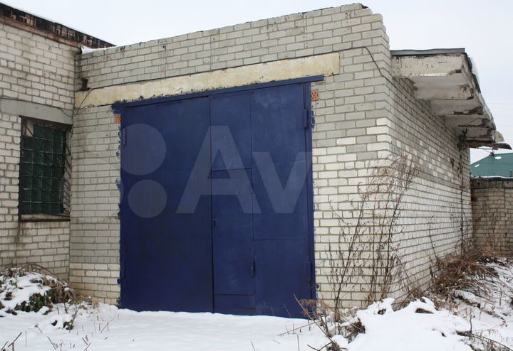 Гараж, > 30 м²
