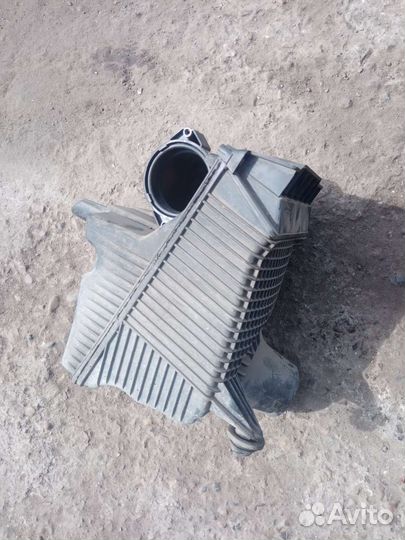 Корпус воздушного фильтра Renault Megane II