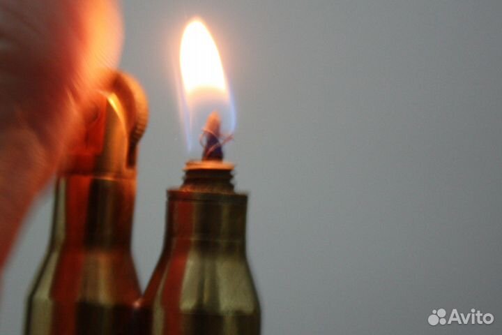 Зажигалка бензиновая