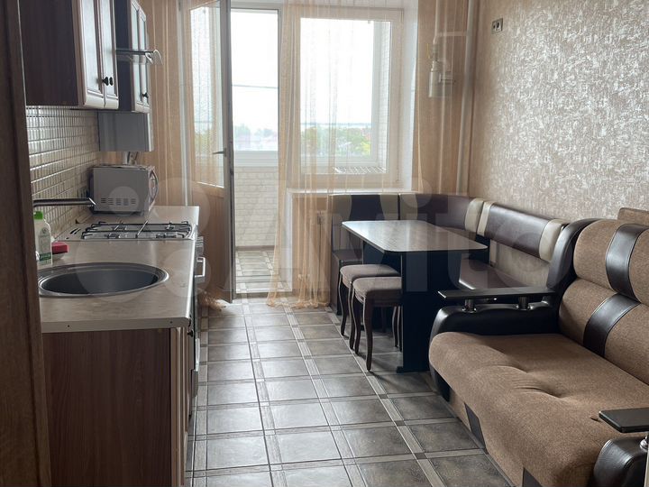 1-к. квартира, 42 м², 4/9 эт.