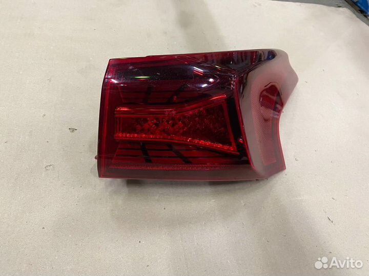 Hyundai Santa Fe 4 фонарь задний правый 2018-2021