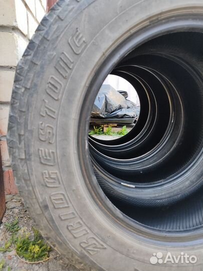 Bridgestone Dueler A/T 697 205/70 R15 96T