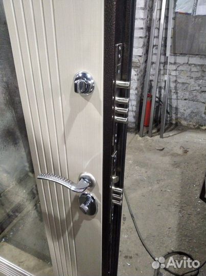Двери входные металлические под любые размеры