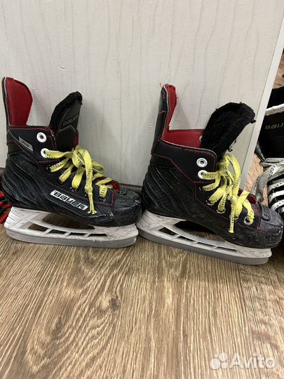 Хоккейные коньки bauer