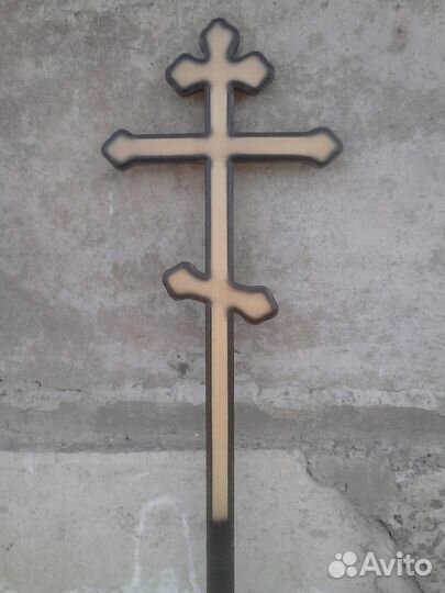 Крест надгробный