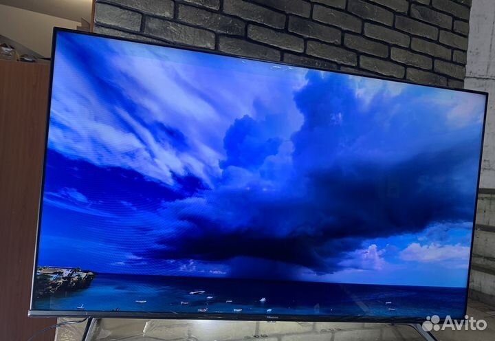 Заряженный qled телевизор 127