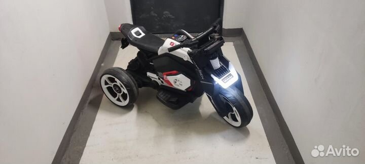 Трицикл электрический детский