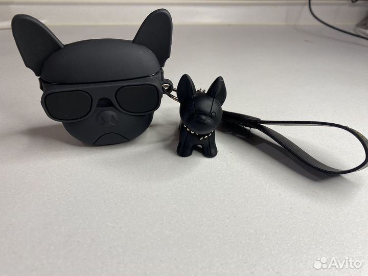 Силиконовый чехол Airapods Бульдог