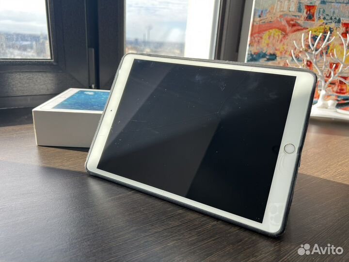 iPad pro 10.5 wi-fi + cellular 64гб