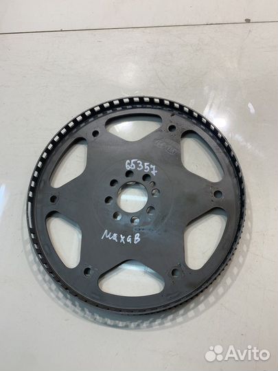 Бачок (Kia Mohave)