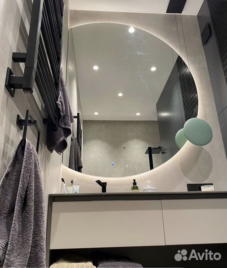 Зеркало с подсветкой в ванную полукруглое Camilla