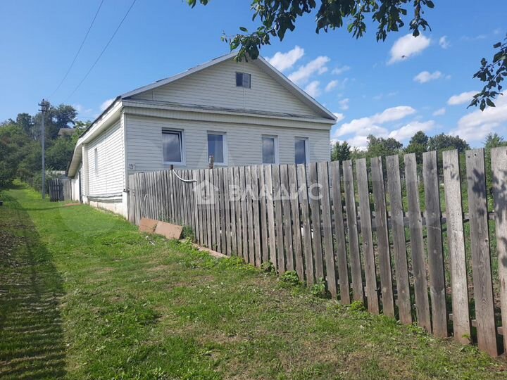 Дом 96,6 м² на участке 7 сот.