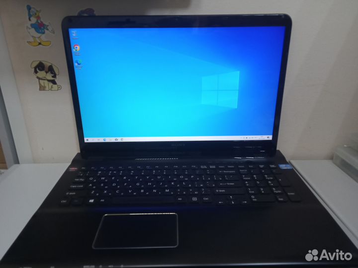 Ноутбук Sony Vaio 17''