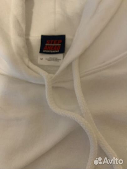 Худи белого цвета (толстовка)