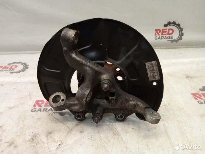 Кулак поворотный передний правый Mercedes-Benz