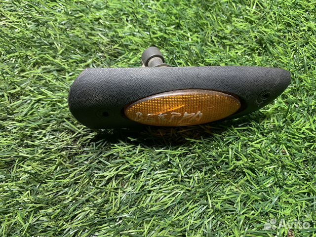 Повторитель передний правый Opel Vectra B