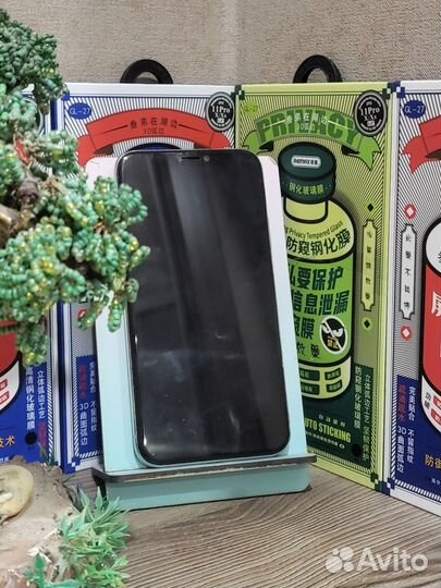 iPhone Xs, 256 ГБ
