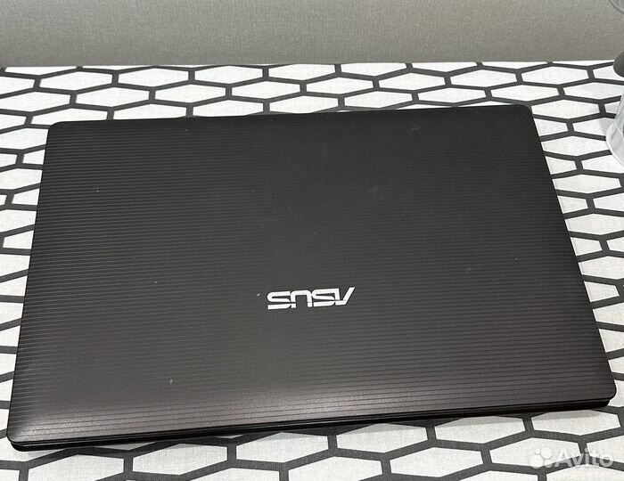 Ноутбук Asus x53u