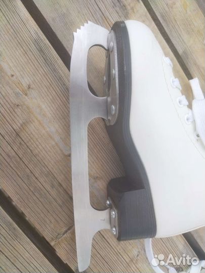 Фигурные коньки Alice Nordway профессиональные