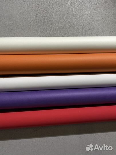 Бумажный фон остатки