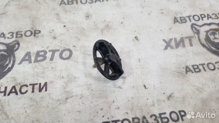 Крепление запаски Hyundai Matrix G4GB 2004