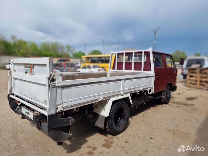 Toyota Dyna бортовой, 1988