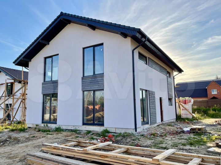 Дом 185 м² на участке 10 сот.